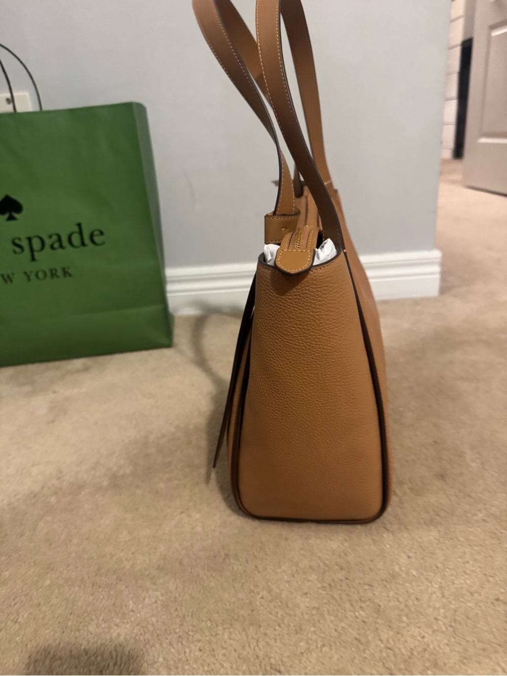 NWT - Kate Spade Pebbled Leather Shoulder Tote in Tan - Picture 5 of 12
